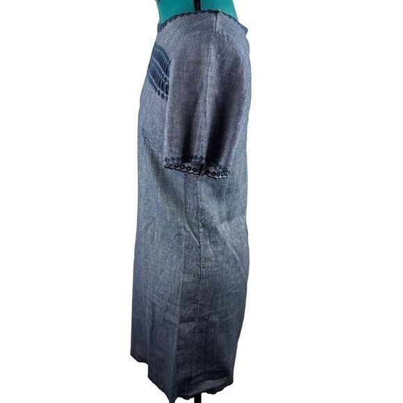 Ann Taylor chambray embroidered shift dress- size 6 - Picture 3 of 10